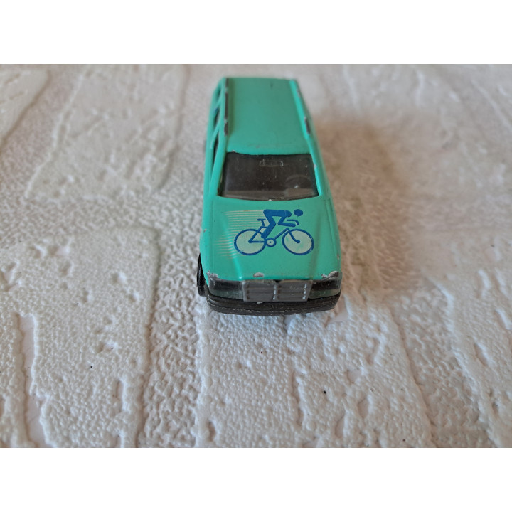 Mercedes 300 TE Sport Assistance 1:63 Majorette 250 - modelauto