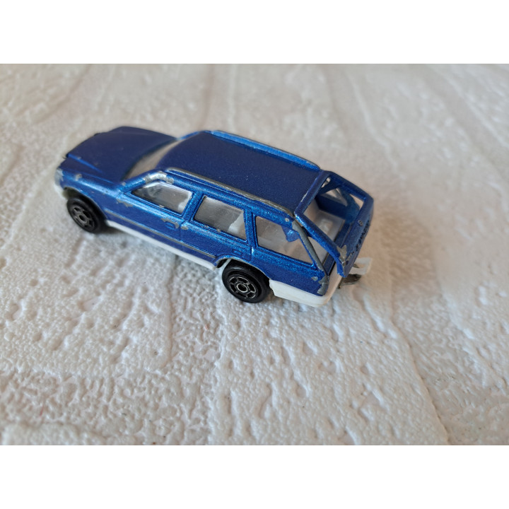 Mercedes 300 TE 1:63 Majorette 250 - modelauto