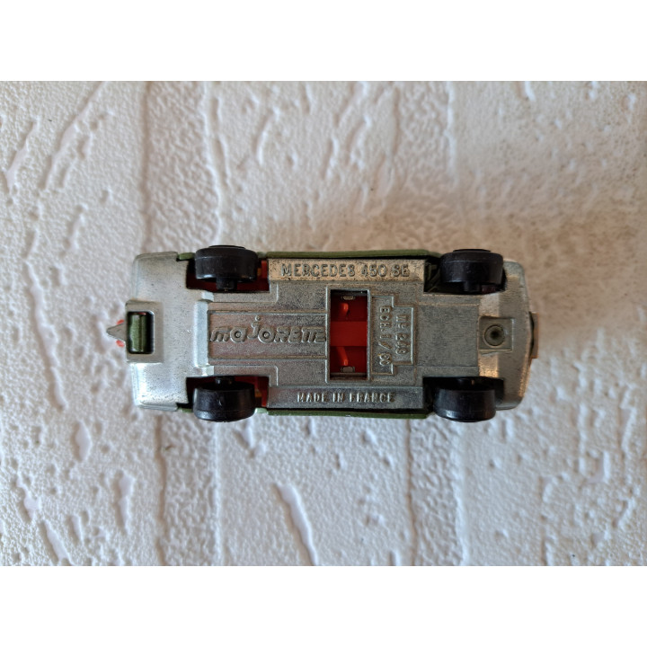 Mercedes 450SE Majorette 1:60 zilverkleurig - modelauto