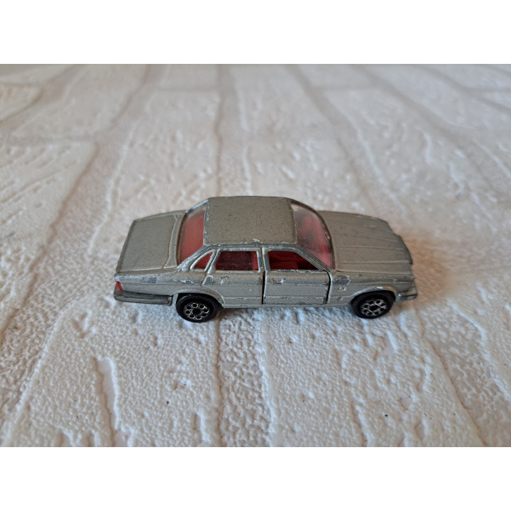 Jaguar XJ 6 1:65 Majorette 293 - modelauto