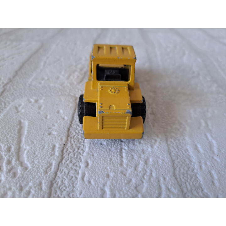 Wals met rol Majorette 226 7.5x3x3.5cm donkergeel - modelauto