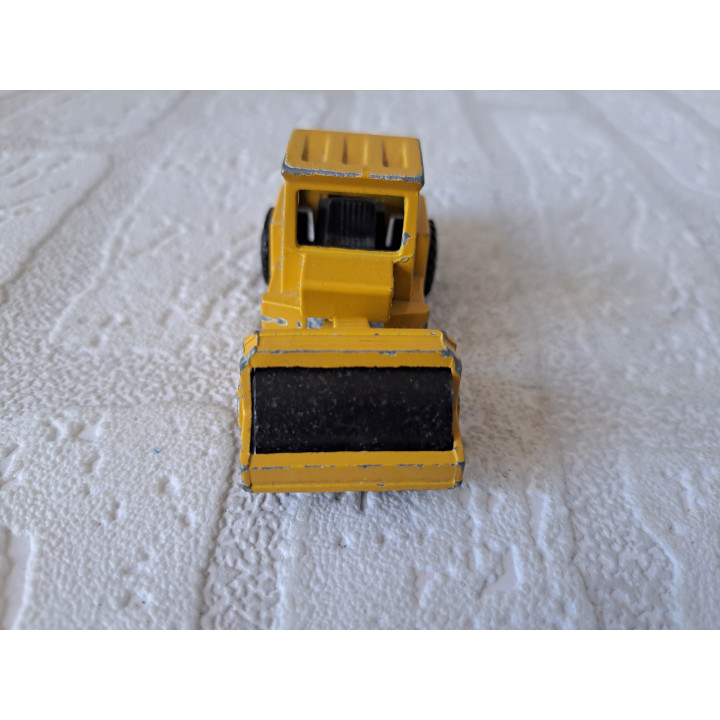 Wals met rol Majorette 226 7.5x3x3.5cm donkergeel - modelauto