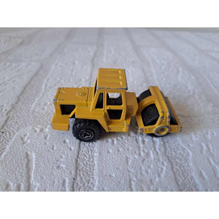 Wals met rol Majorette 226 7.5x3x3.5cm donkergeel - modelauto