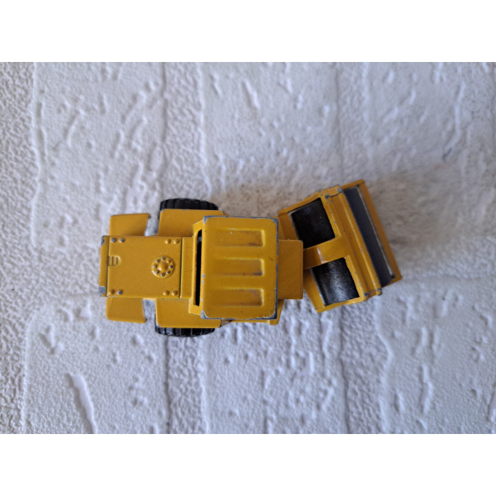 Wals met rol Majorette 226 7.5x3x3.5cm donkergeel - modelauto