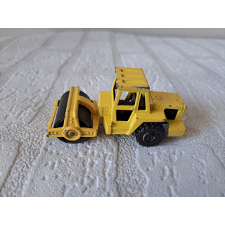 Wals met rol Majorette 226 7.5x3x3.5cm lichtgeel