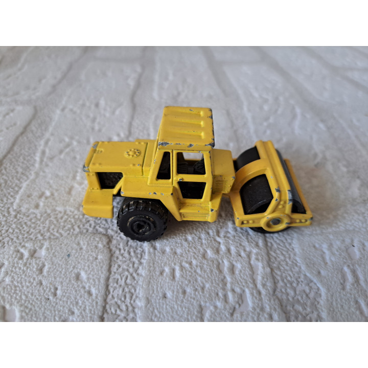 Wals met rol Majorette 226 7.5x3x3.5cm lichtgeel - modelauto