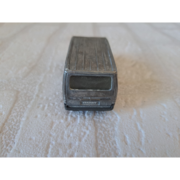 Ford Transit 1:63 Matchbox - modelauto
