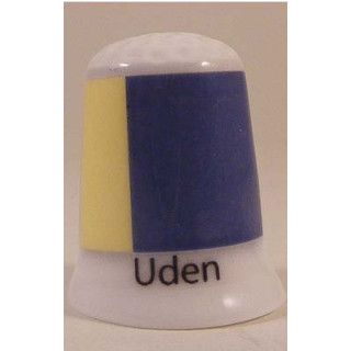 Stad en gemeentevlag van Uden in Noord Brabant vingerhoedje