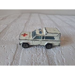Jeep Cherokee Wagoneer Ambulance 1:64 Majorette 269