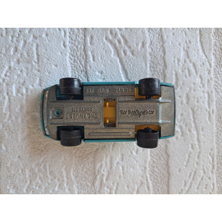Chevrolet Corvette C4 Model Car 1:57 Driver 2 Majorette