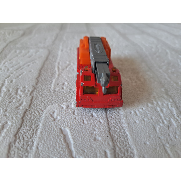 Kraanwagen Rescue Crane Matchbox MB527 7.5x3x3cm - modelauto