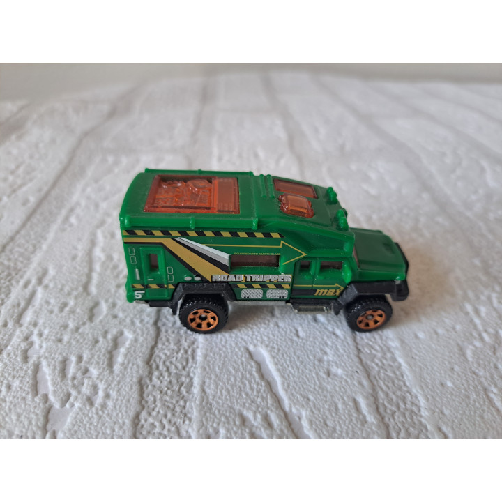 Camper MBX road tripper Matchbox MB825 7.5x3x3cm - modelauto