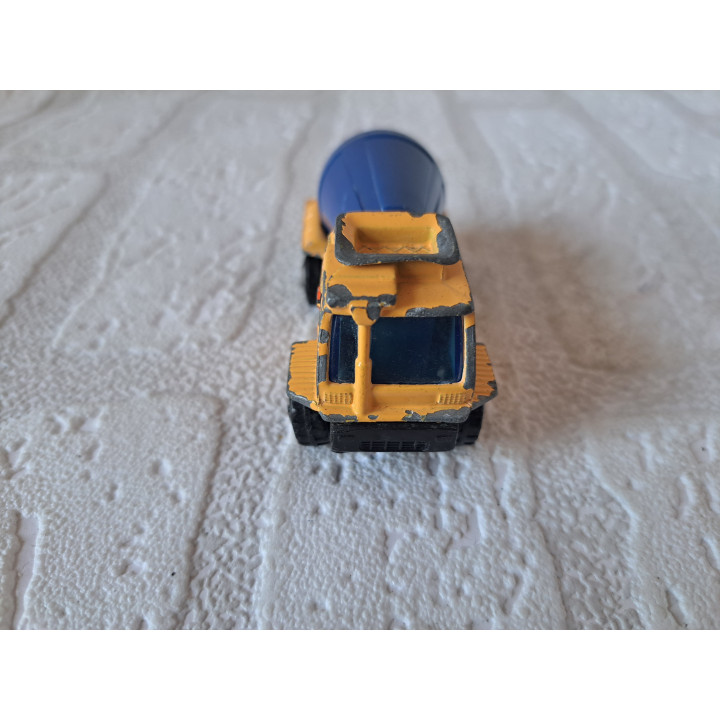 Betonwagen Matchbox MB495 7.5x3x3.5cm - modelauto
