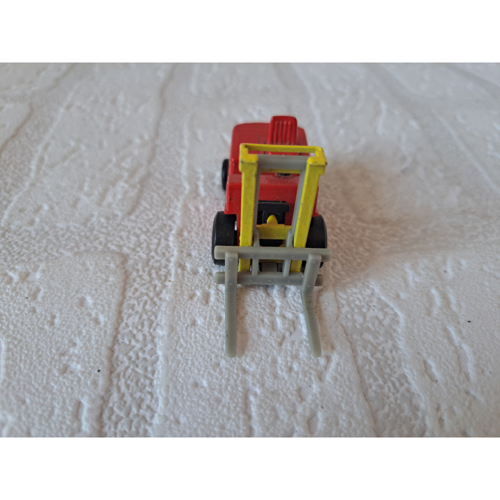 Heftruck 1:62 Matchbox Superfast MB15 7x3x3.5cm - modelauto