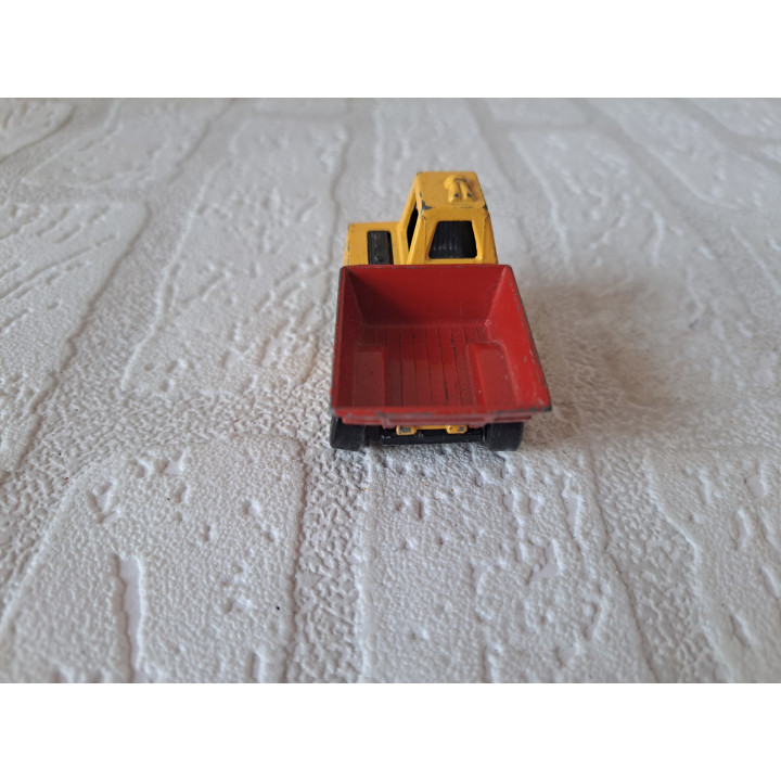 Kiepwagen Site dumper Matchbox MB26 6x3.5x3.5 rood-geel (2) - modelauto