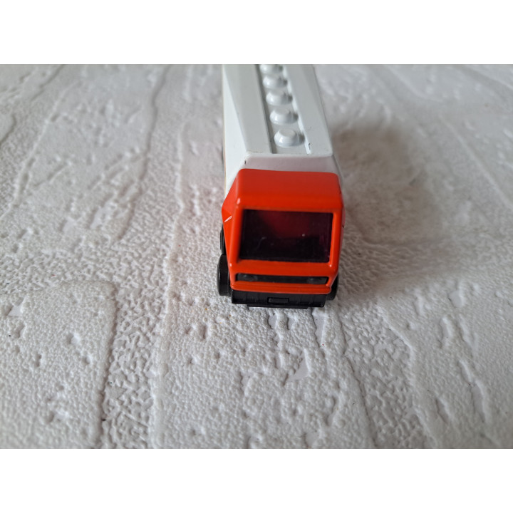 Freeway tanker Brits oliebedrijf Burmah 1:90 matchbox SF63 - modelauto