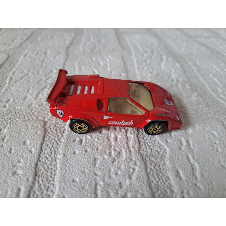 Lamborghini Countach LP500S 1:56 Matchbox MB154 (2) - modelauto
