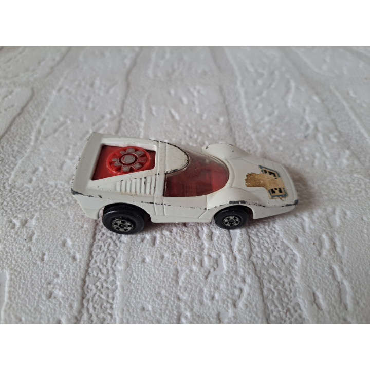 Fandango Fantasy Car 1:60 White Matchbox Rolamatics