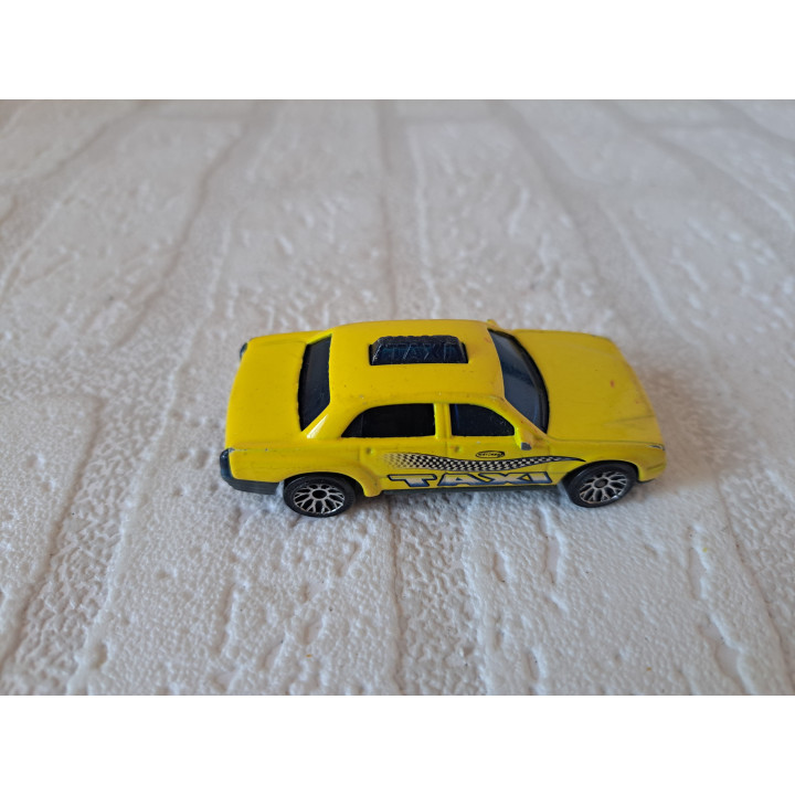 Taxi cab Matchbox Mom and Pop MB577 7x3x2cm - modelauto