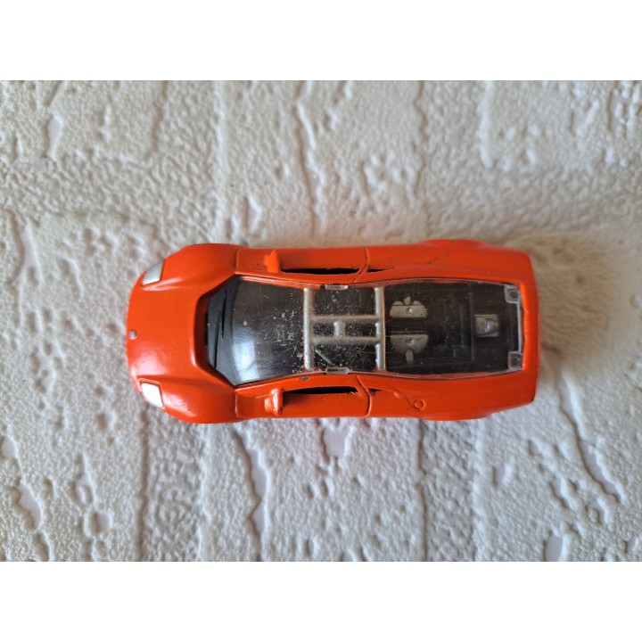 Volkswagen W12 Nardo Show Car 1:64 Motormax oranje - modelauto