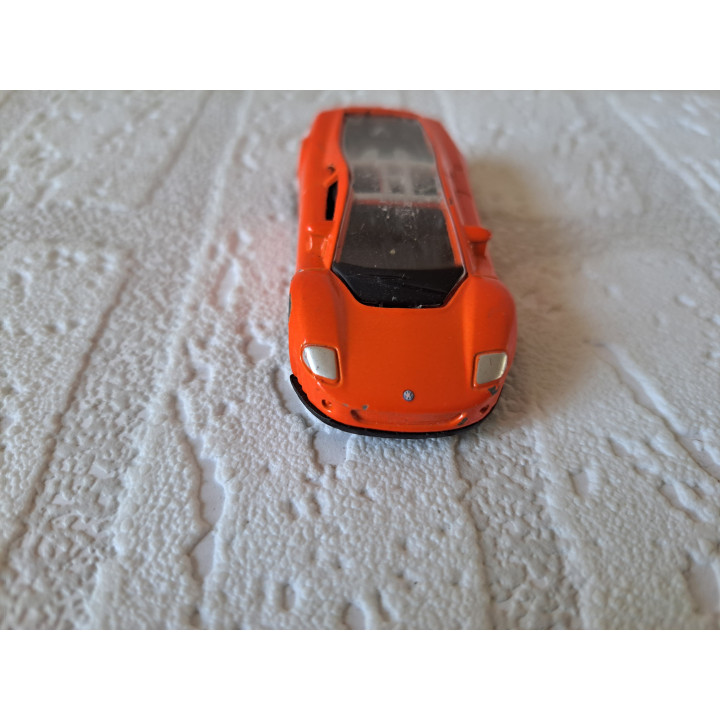 Volkswagen W12 Nardo Show Car 1:64 Motormax oranje - modelauto