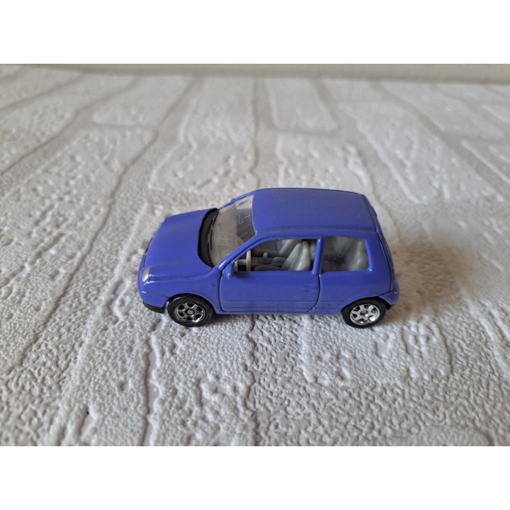 Volkswagen Lupo SDi 1:60 Welly 2063 (2)