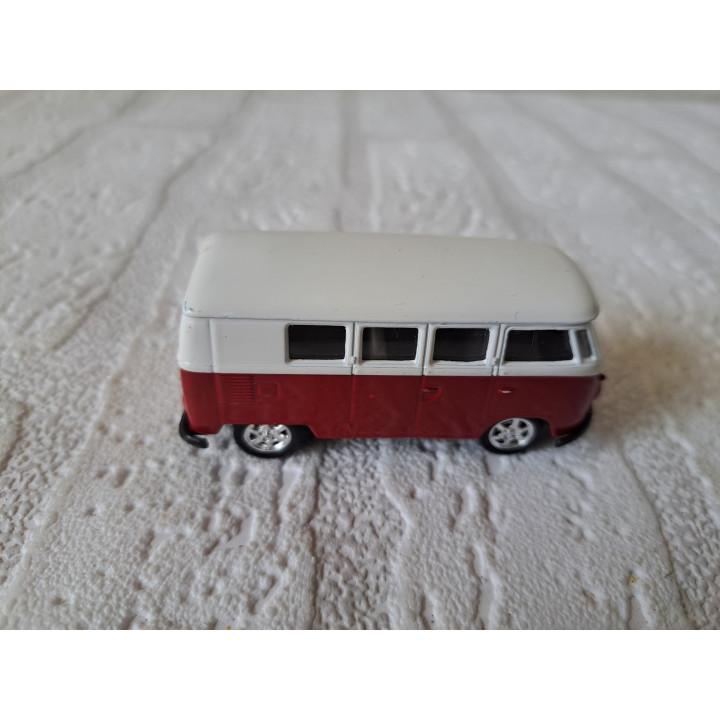 Volkswagen combi bus met terugtrekmotor 1:60 Welly - modelauto