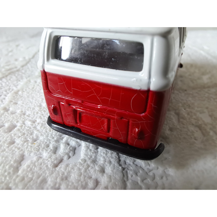 Volkswagen combi bus met krakelee verf 1:60 Welly - modelauto