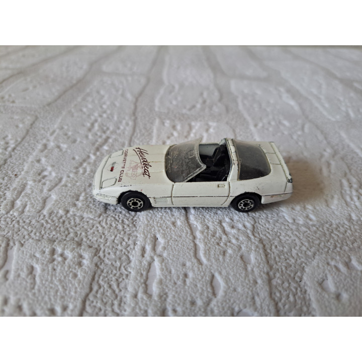 Chevrolet Corvette Z1 HEARTBEAT 1:64 Edocar 28