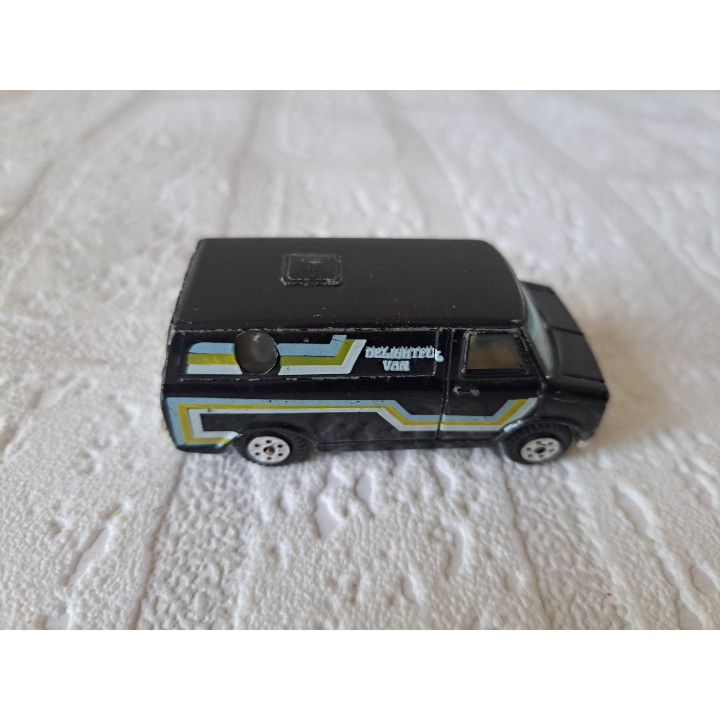 Bedford CF Delightful 1:64 Yat ming zwart - modelauto