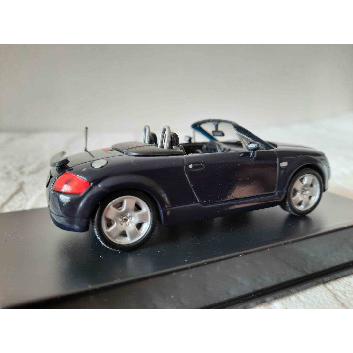 Audi TT roadster 1:43 Wemi donkerblauw