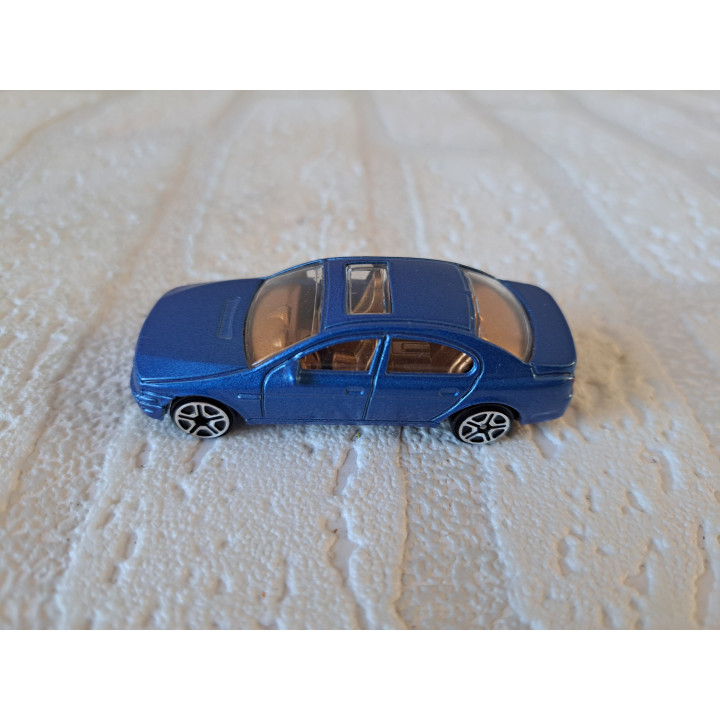 Bmw 7 series E65 met sunroof 1:72 Toys HLD