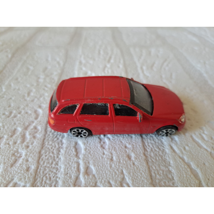Mercedes C class estate Dickie 7.5x3x2.5cm rood - modelauto