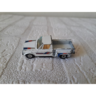 Chevrolet LUV Pickup 1977 1:64 Yatming wit