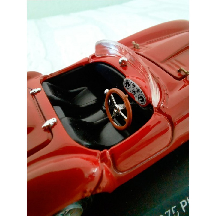 Ferrari 375 MM plus 1954 1:43 Top model collection rood