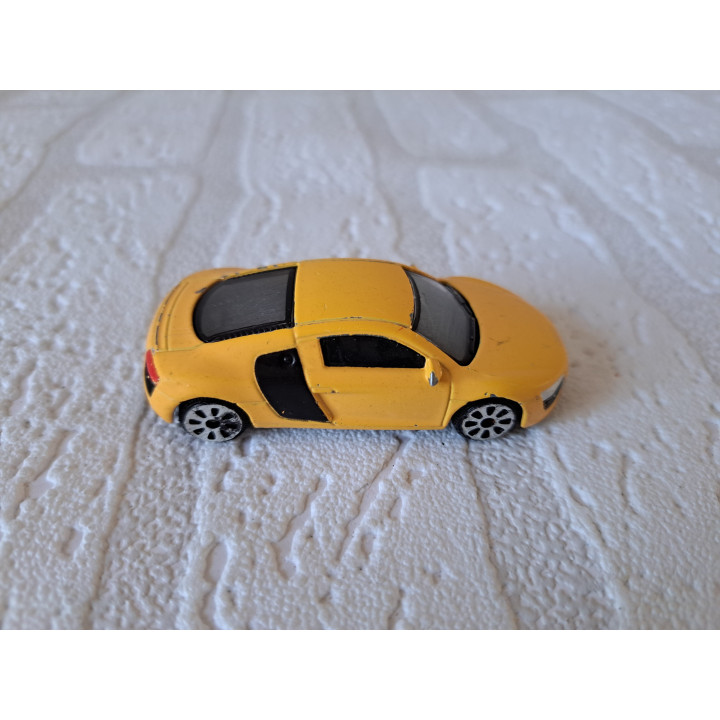 Audi R8 Dickie 7x3x2cm geel - modelauto
