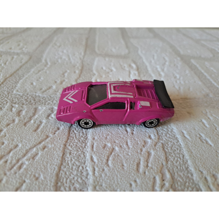 Lamborghini Countach LP500S 6.5x3x2cm