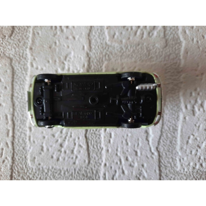 Fiat 600 Seat 1958 1:43 Solido groengeel