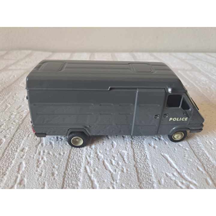 Renault B120 Police Van Model Car 1:43 French Classic