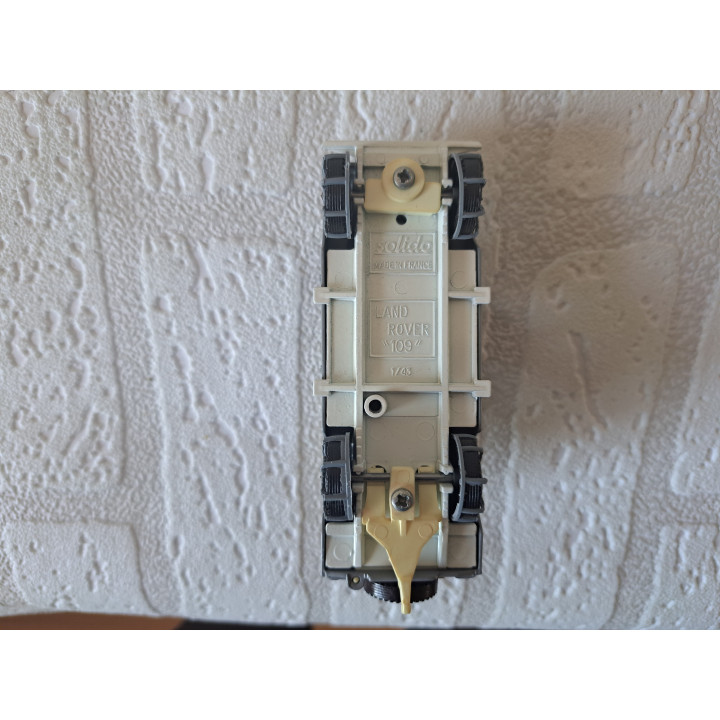 Land Rover 109 met sneeuwkettingen CRS politie 1:43 Solido - modelauto