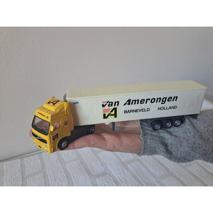 Volvo FH12 Globetrotter Van Amerongen Kentoys 23.5x3.5x6cm