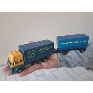 Mercedes SK 1850 vrachtwagen Huisman Kentoys 25x3.5x6cm