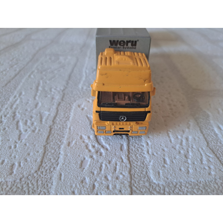 Mercedes SK 1850 vrachtwagen Weru Kentoys 25x3.5x6cm - modelauto