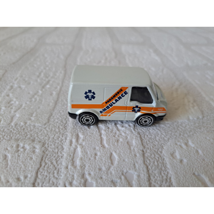 Teamsterz HTI Ambulance TM-6A 6x3x2cm - modelauto