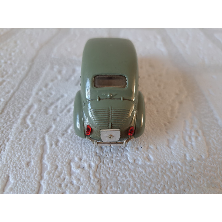 Renault 4CV 1954 1:43 Solido grijs - modelauto