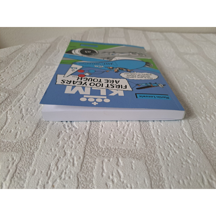 KLM boek First 100 years are tough 200 pagina's ONGELEZEN - Verzamelobjecten
