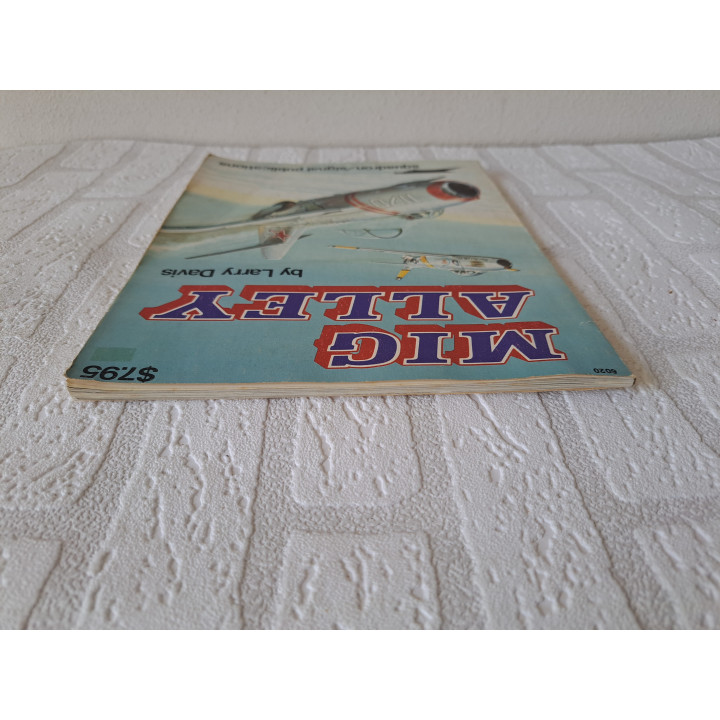 KLM boek First 100 years are tough 200 pagina's ONGELEZEN - Verzamelobjecten