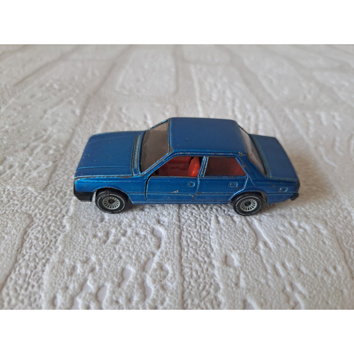 Peugeot 505 STi sedan 1:55 Siku 1043 blauw