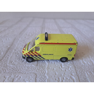 Mercedes Sprinter Nederlandse Ambulance 1:55 Siku 0805