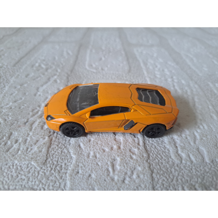 Lamborghini Aventador LP700-4 1:55 Siku LR13357